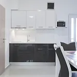 Bobo Apartman *