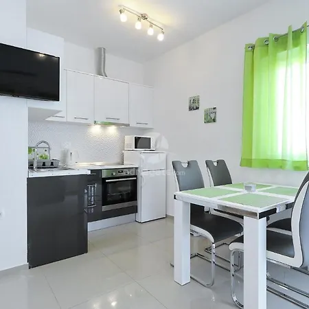 Bobo Apartment *