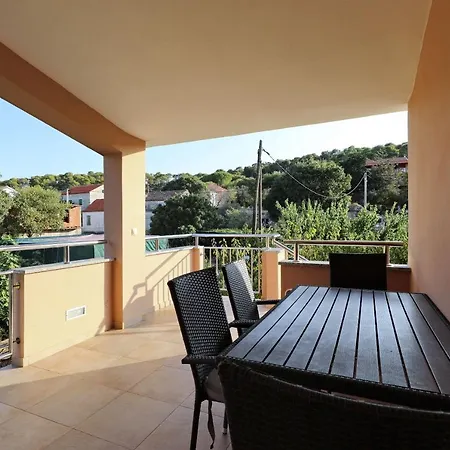 アパート Bobo Kraj