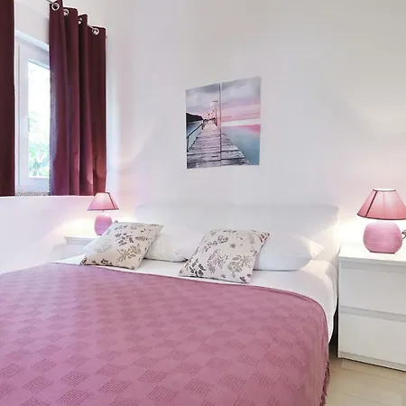 Bobo Apartment