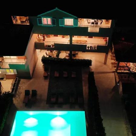 Bobo Apartmán