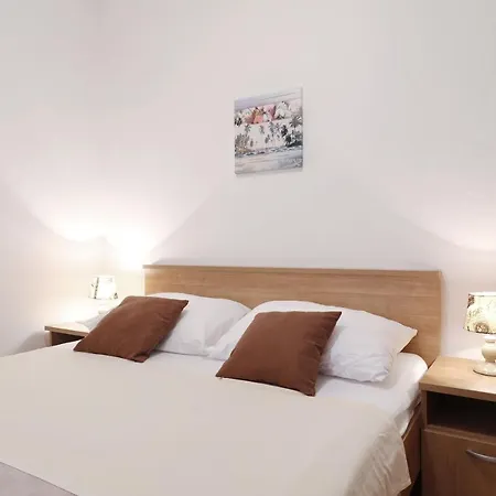 Bobo Apartment *