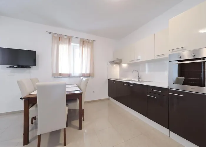 Апартаменты Bobo Kraj (Zadar)